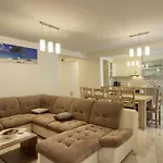 Luxury Compelx Aurora-mar With 2 Pools And 8 Bedrooms, 200m From The - Wiibuk * Banjole