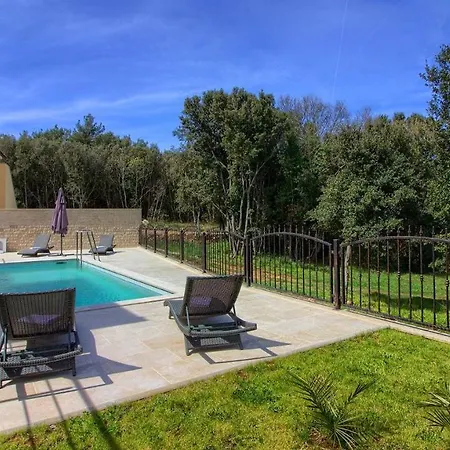 Luxury Compelx Aurora-mar With 2 Pools And 8 Bedrooms, 200m From The - Wiibuk Villa *