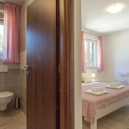 Luxury Compelx Aurora-mar With 2 Pools And 8 Bedrooms, 200m From The - Wiibuk * 班约勒
