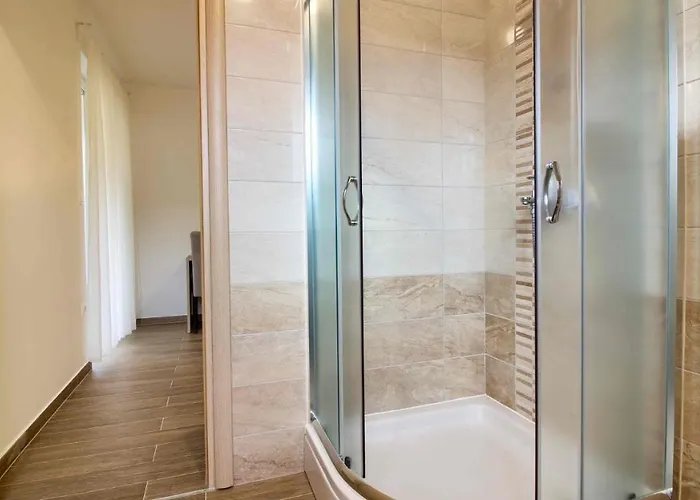 Luxury Compelx Aurora-mar With 2 Pools And 8 Bedrooms, 200m From The - Wiibuk Villa Banjole